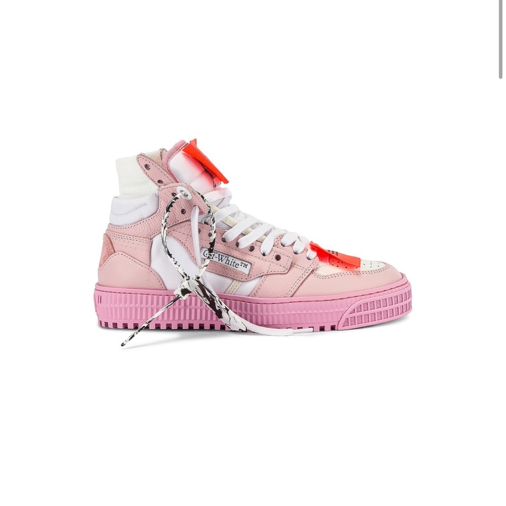 Off-White Sneakers!